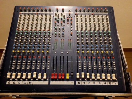 Zdjęcie oferty: Sprzedam mikser Soundcraft LX7 II /16ch