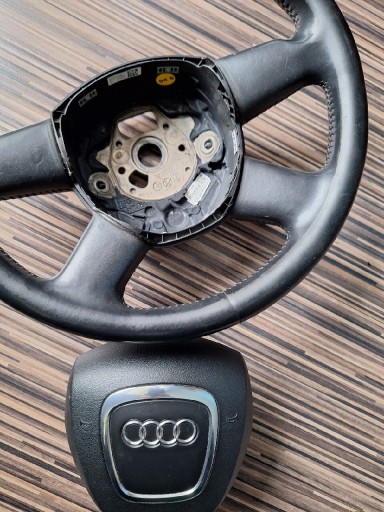 Zdjęcie oferty: Kierownica Audi A4 B7