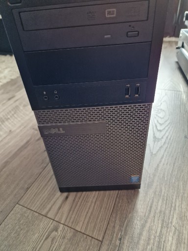Zdjęcie oferty: Dell komputer stacjonarny i5 4gb 