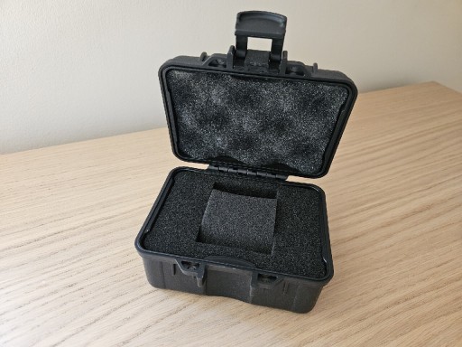 Zdjęcie oferty: Pudełko na zegarek etui transportowe walizka peli
