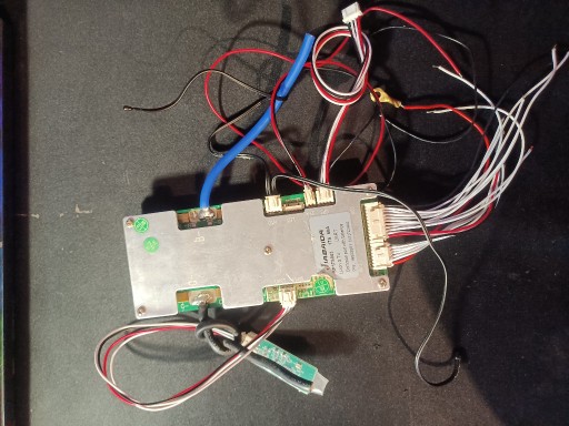 Zdjęcie oferty: JIABAIDA SP17S003 BMS Li-ion 3.7V 17S 40A