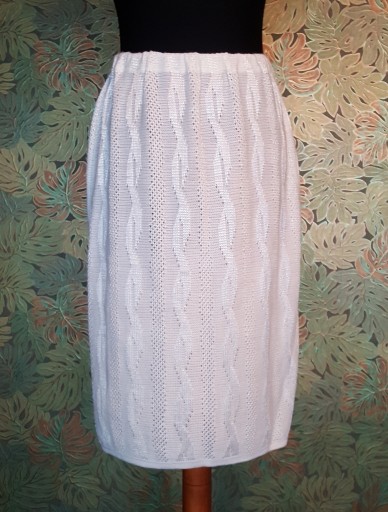 Zdjęcie oferty: Spódnica biała z dzianiny vintage