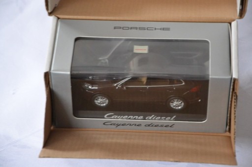 Zdjęcie oferty: Porsche Cayenne Diesel V6 2015 958 Minichamps 1/43