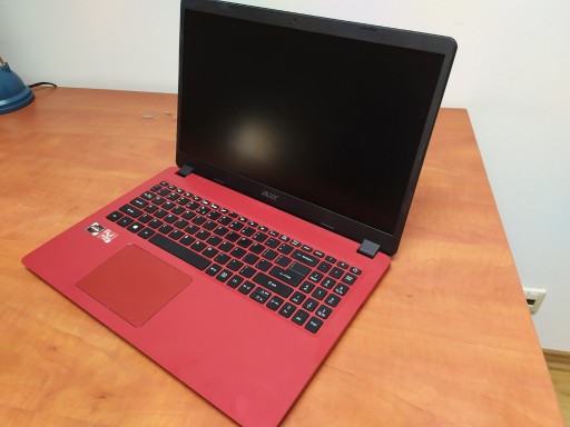 Zdjęcie oferty: Laptop Acer, 15,6" AMD Ryzen 5, 8GB/512SSD