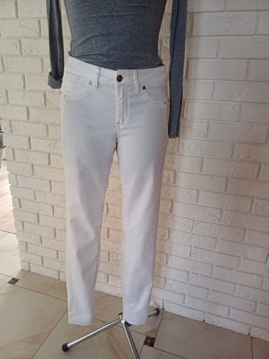Zdjęcie oferty: Białe spodnie jeans Rocks rozmiar M
