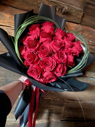 Zdjęcie oferty: Bukiet - sztuczne czerwone róże