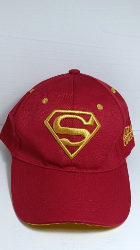 Zdjęcie oferty: Czapka z daszkiem ze znaczkiem Superman 