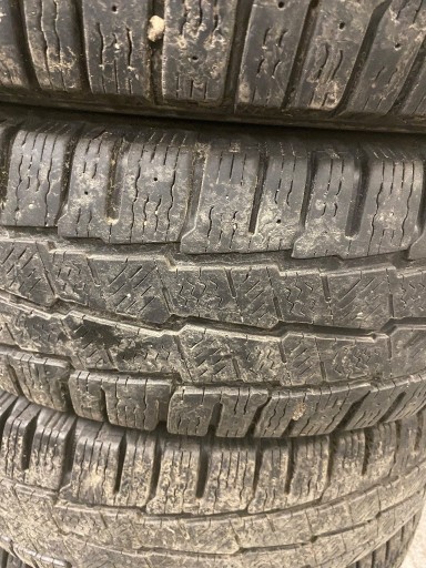 Zdjęcie oferty: Komplet opon 227/75/16C Michelin