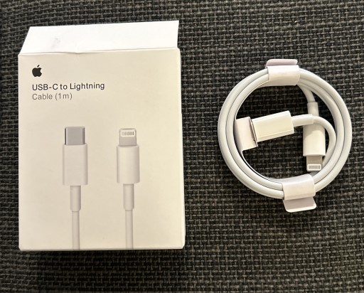 Zdjęcie oferty: Kabel USB typ C - Apple Lightning Apple 1 m