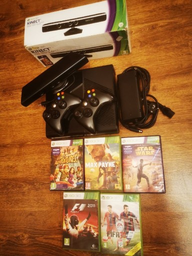 Zdjęcie oferty: Konsola Xbox 360 E, 250gb, 2 pady, kinect, gry 