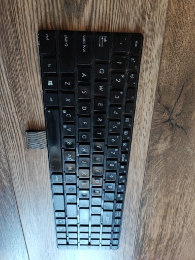 Zdjęcie oferty: Klawiatura Toshiba MP-11G33U4-528W USZKODZONA