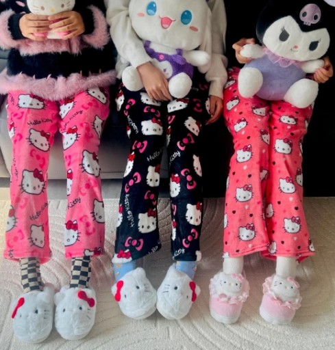 Zdjęcie oferty: Spodnie Piżama Hello Kitty Damskie