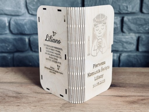 Zdjęcie oferty: PERSONALIZOWANE DREWNIANE PUDEŁKO na pieniądze Komunia Świętą pamiątka