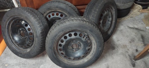 Zdjęcie oferty: Felgi 5x115 Opel Astra J Zafira Nokian 205/55R16