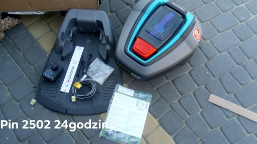 Zdjęcie oferty: Robot koszący Gardena R40LI stan bardzo