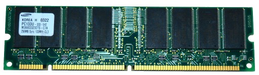Zdjęcie oferty: Pamięć SDRAM 256MB PC-133U M366S3323DTS-C7A
