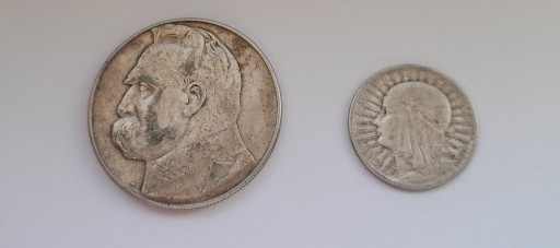 Zdjęcie oferty: Monety Piłsudski 10zł 1935 i 2zł 1933 Głowa kobiet