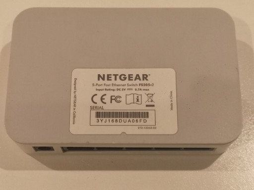 Zdjęcie oferty: Netgear F205 v2 switch