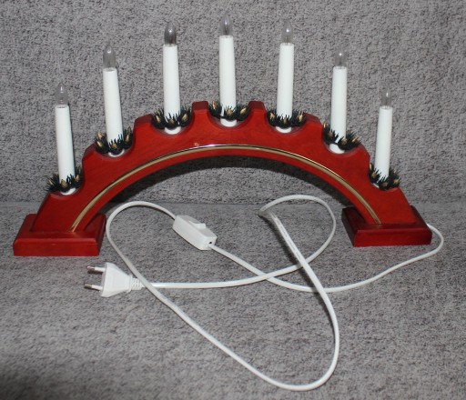 Zdjęcie oferty: Świąteczny świecznik 7x3W drewniana podstawa