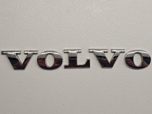 Zdjęcie oferty: Znaczek emblemat napis Volvo na tylną klapę chrom