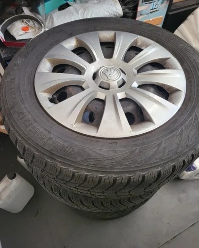 Zdjęcie oferty: Opony Zimowe Nokian WR SUV 3 215/65 R17 103 H XL +