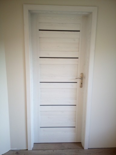 Zdjęcie oferty: Kamuflaż starych futryn - drzwi na wymiar - montaż