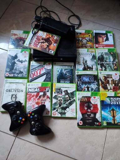 Zdjęcie oferty: Konsola Xbox 360, gry, pady, zasilacz