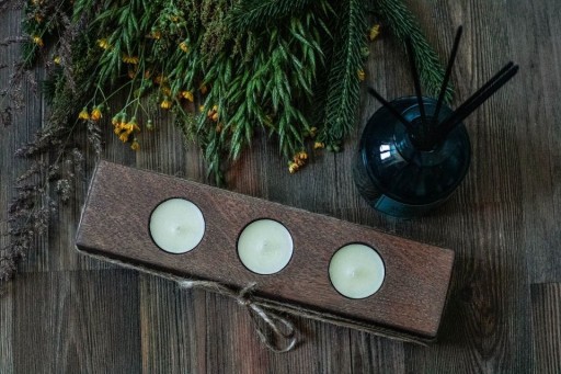 Zdjęcie oferty: Drewniany świecznik na 3 tealighty