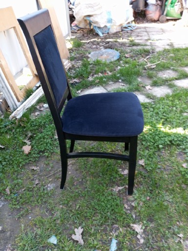 Zdjęcie oferty: Krzesła drewniane 
