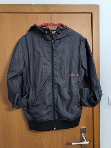 Zdjęcie oferty: Volcom cienka kurtka damska wiatrówka  r.S-M