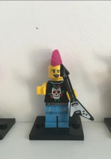 Zdjęcie oferty: Lego figurka seria 4 gitarzysta