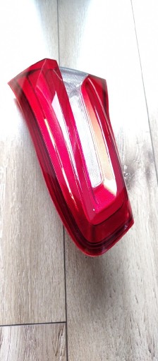 Zdjęcie oferty: Ford Focus mk4Lampa tylna prawa klapy 