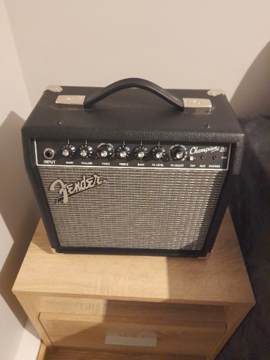 Zdjęcie oferty: Wzmacniacz Gitarowy Fender Champion 20