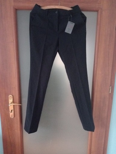 Zdjęcie oferty: Nowe spodnie eleganckie, XS, garniturowe, do biura