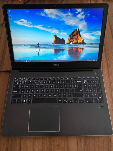 Zdjęcie oferty: Dell Vostro 5568 15,6'' i5-7200U/256SSD/WIN10PRO