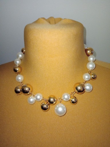 Zdjęcie oferty: Kolia naszyjnik perłowe i złote kulki