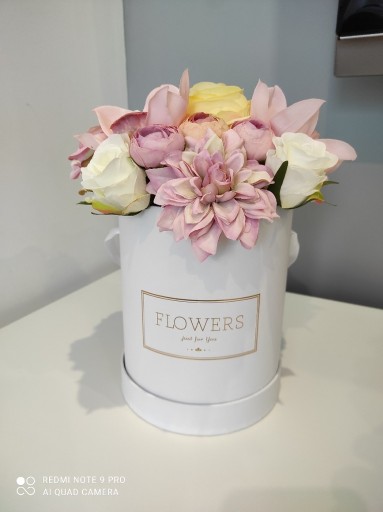Zdjęcie oferty: FLOWER BOX kompozycja kwiaty sztuczne premium duży
