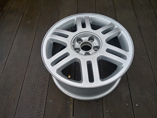 Zdjęcie oferty: alufelga 16" 5x100 et44.5 oryginał AUDI