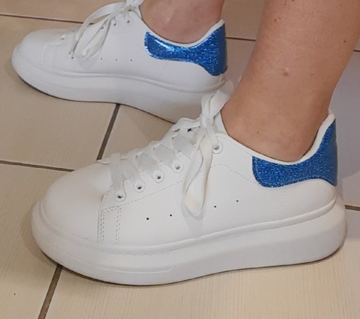 Zdjęcie oferty: Sneakersy trampki białe niebieskie 