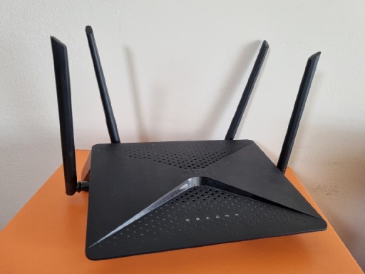 Zdjęcie oferty: Szybki Router D-Link DIR-882 AC2600 MU-MIMO WIFI 5