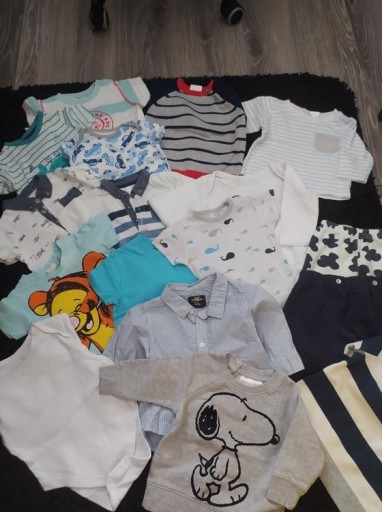 Zdjęcie oferty: Paka ubrań dla chłopca 3-6 miesięcy różne marki