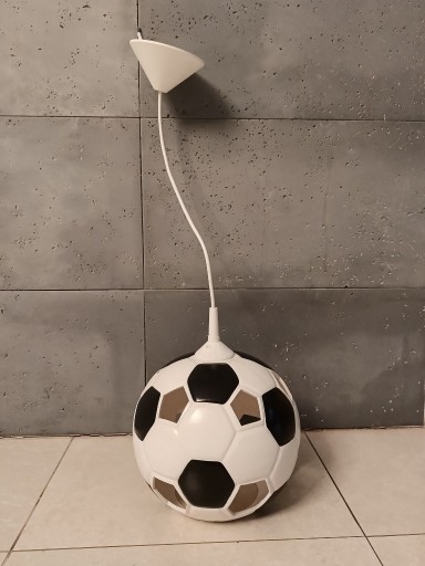 Zdjęcie oferty: Lampa wisząca piłka nożna