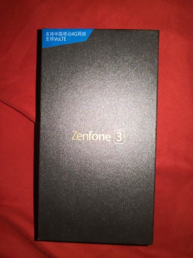 Zdjęcie oferty: Smartfon Asus Zenfone 3 ze552kl 