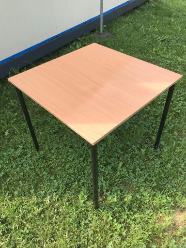 Zdjęcie oferty: Stół świetlicowy 80x80x76