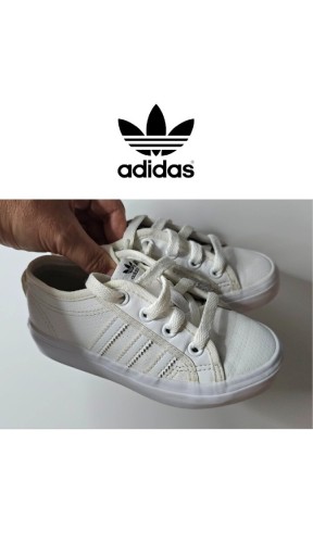 Zdjęcie oferty: Adidas Nizza 28 dziewczęce buty sportowe białe 