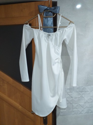 Zdjęcie oferty: Biała sukienka mini z rękawem S/M Wesele/Komunia