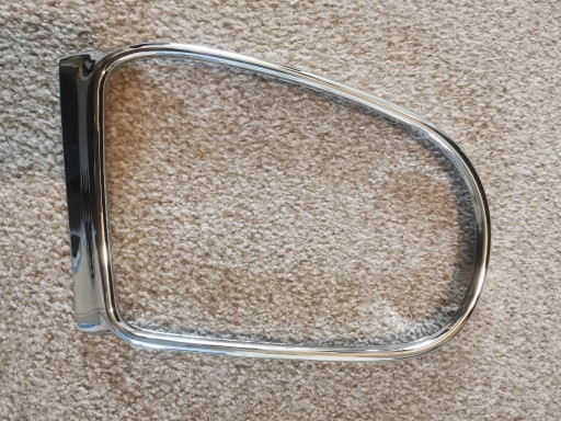 Zdjęcie oferty: Ozdobna ramka lusterka Mercedes ML W163 Lift