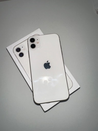 Zdjęcie oferty: Smartfon Apple iPhone 11 64GB                 
