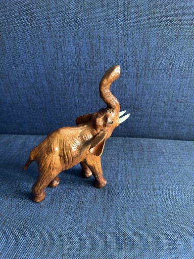 Zdjęcie oferty: Figurka skórzany słoń, Tunezja, 21 cm