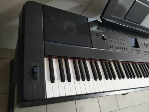 Zdjęcie oferty: Pianino cyfrowe Yamaha DGX-660 B 
